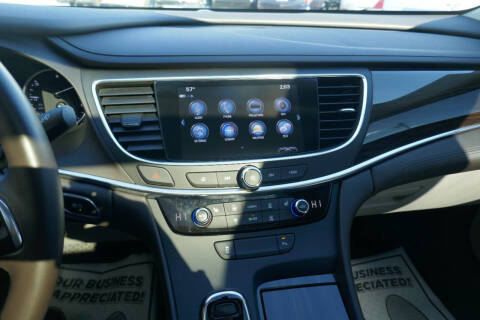 2017 Buick LaCrosse Essence