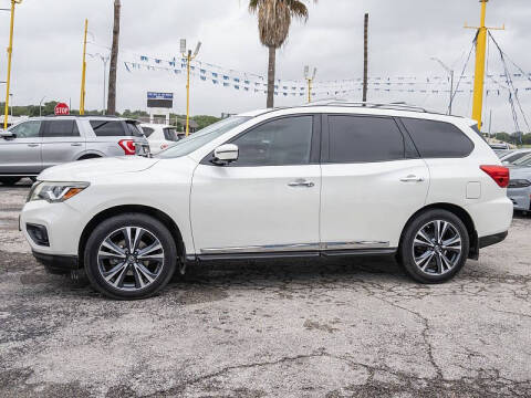 2017 Nissan Pathfinder