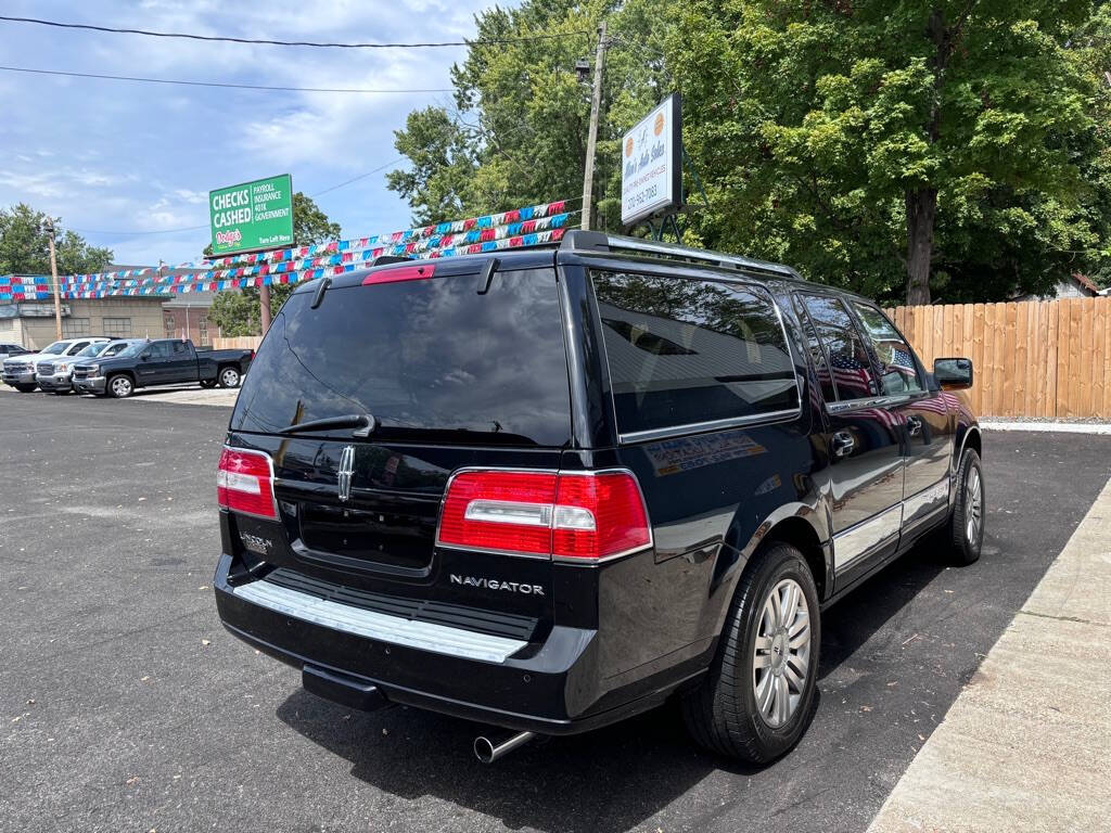 2012 Lincoln Navigator L for sale at Michael Johnson @ Allens Auto Sales Hopkinsville in Hopkinsville, KY