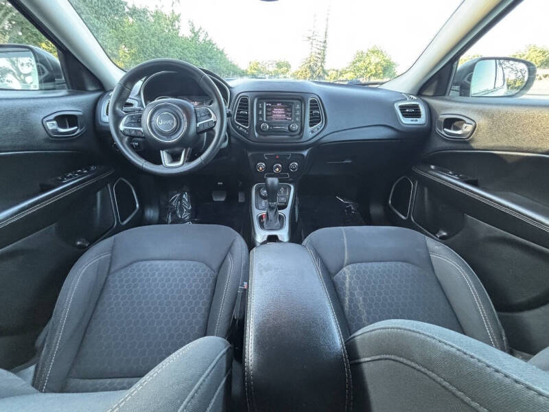 2018 Jeep Compass Sport