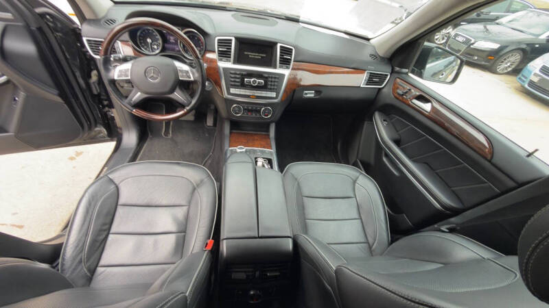 2014 Mercedes-Benz GL-Class GL 550 4MATIC