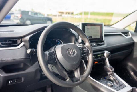 2024 Toyota RAV4 Hybrid XLE