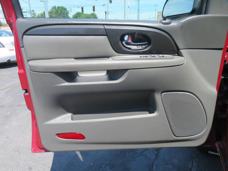 2004 GMC Envoy SLE