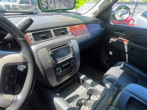 2012 GMC Yukon XL SLT 2500