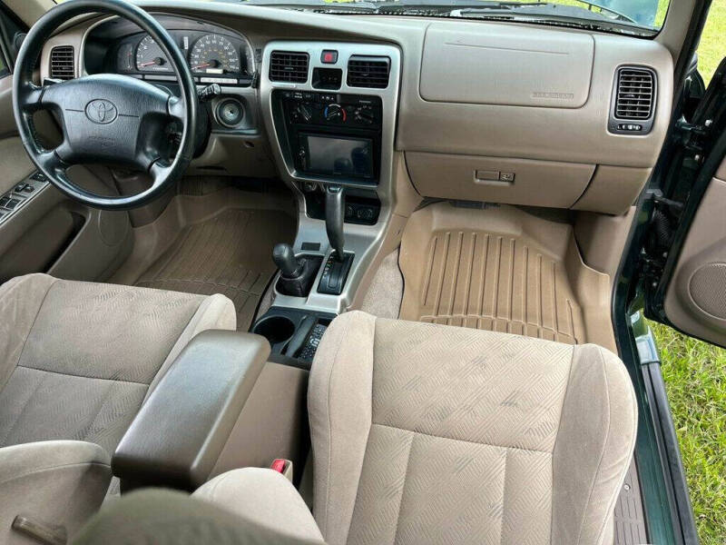 2001 Toyota 4Runner SR5