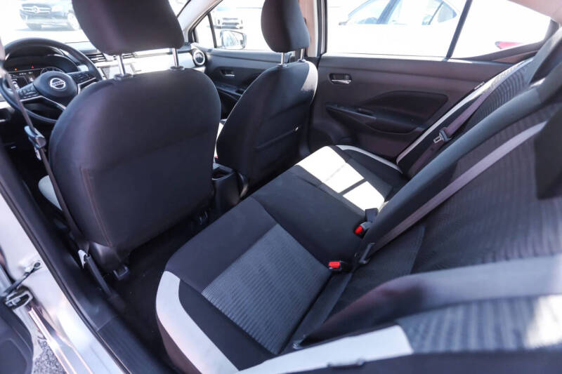 2022 Nissan Versa SV