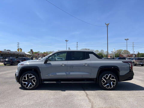 2025 Chevrolet Silverado EV RST