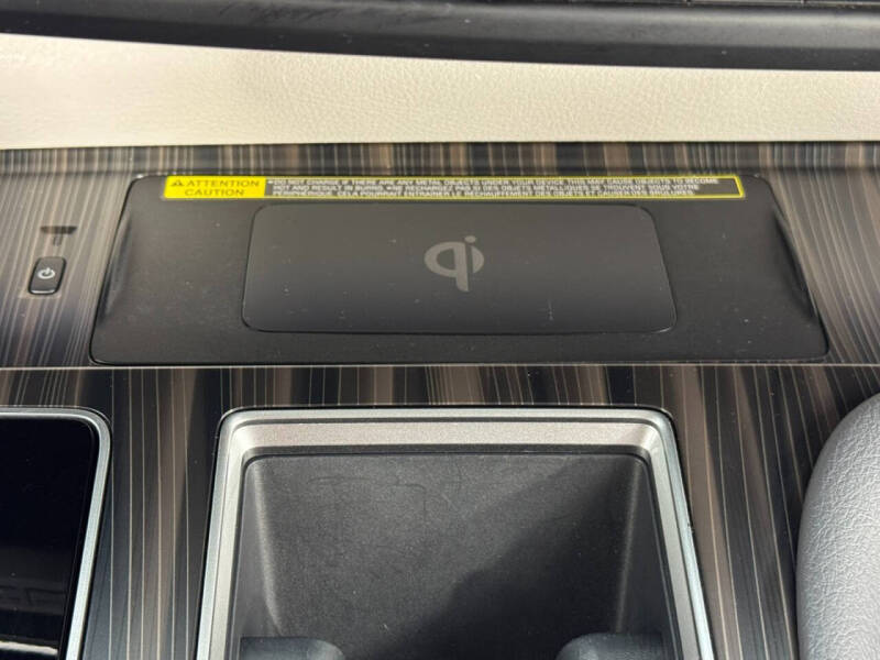 2022 Toyota Sienna Limited 7-Passenger