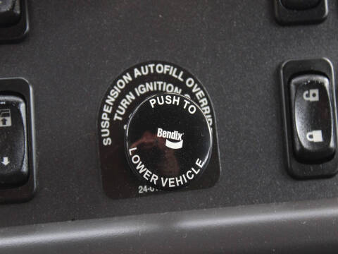 2018 Freightliner M2 106