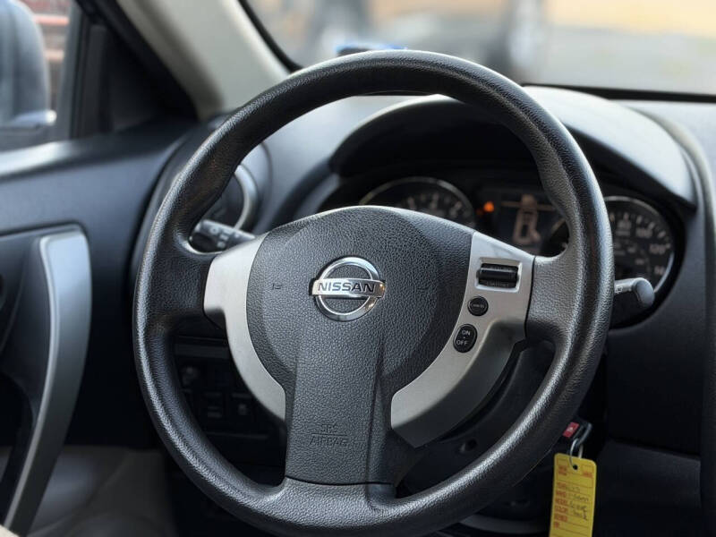 2013 Nissan Rogue S