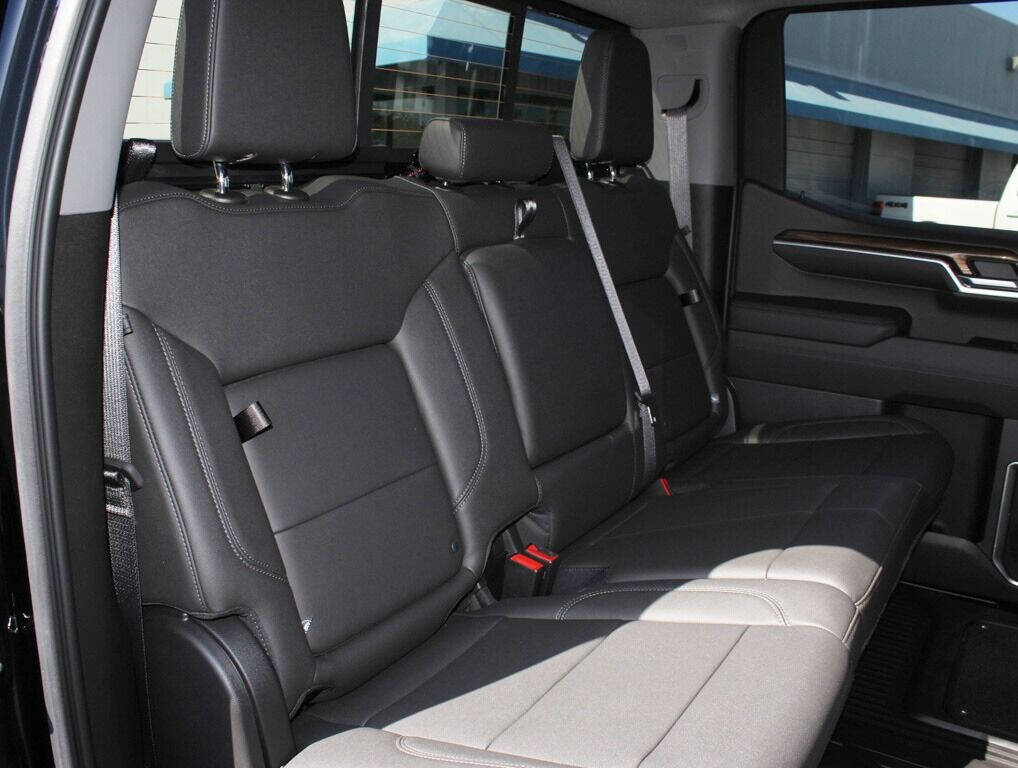 2022 Chevrolet Silverado 1500  - $56,995