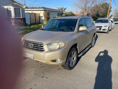 2008 Toyota Highlander for sale at PACIFIC AUTOMOBILE in Costa Mesa CA