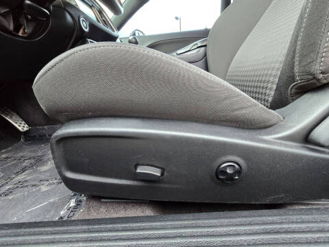 2017 Dodge Challenger R/T Shaker