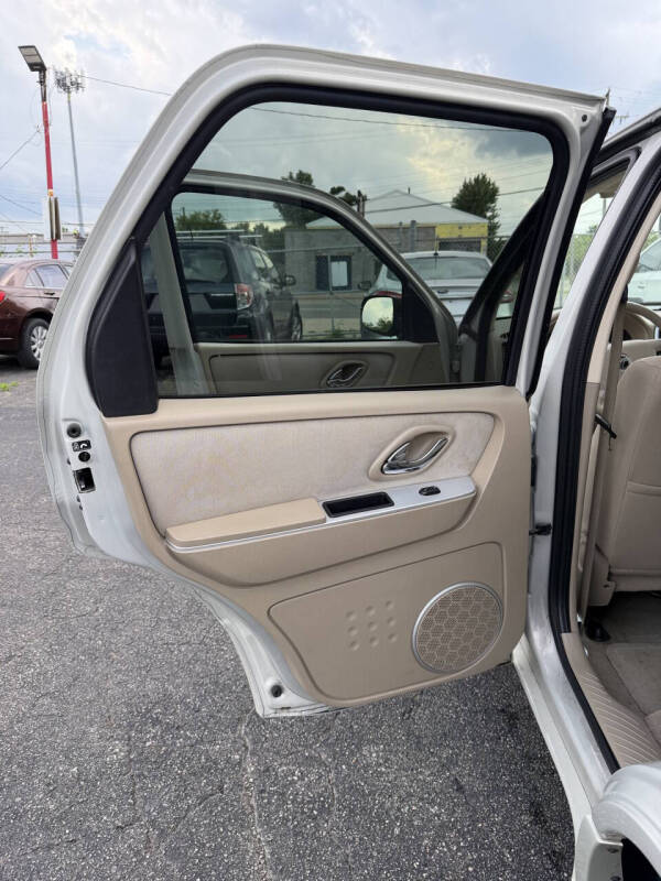 2007 Mercury Mariner Luxury