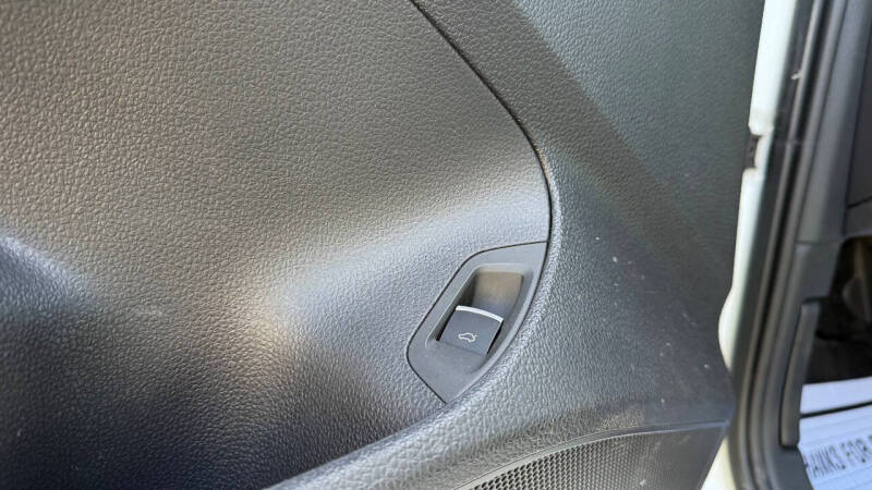 2017 Volkswagen Passat 1.8T R-Line