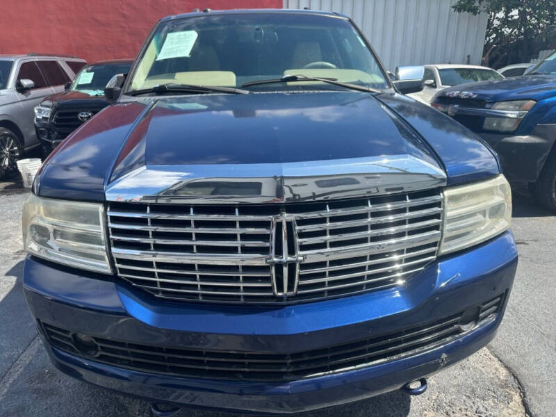 2010 Lincoln Navigator L for sale at Molina Auto Sales in Hialeah FL