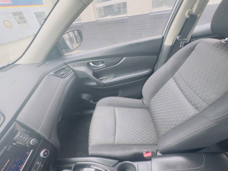 2018 Nissan Rogue SL