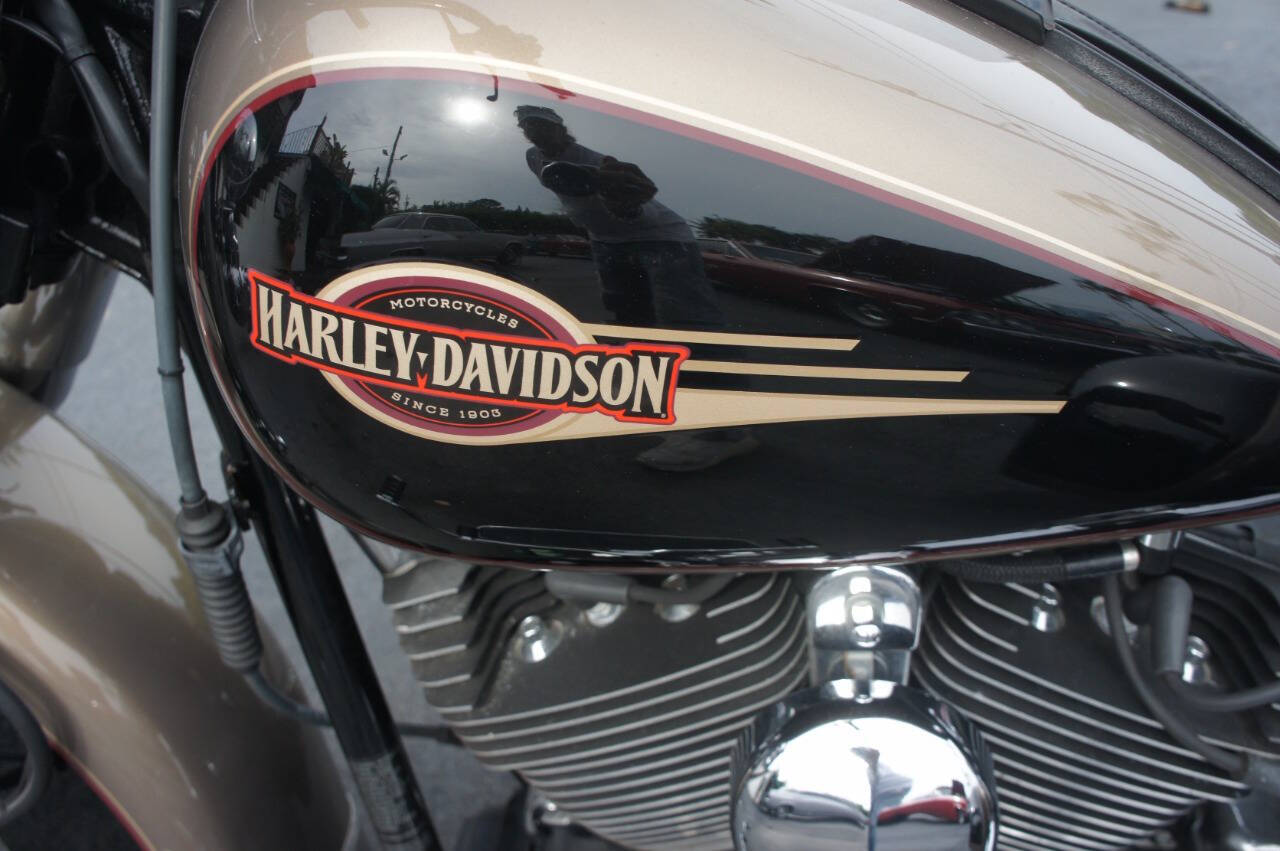 2005 Harley-Davidson TRIKE 15