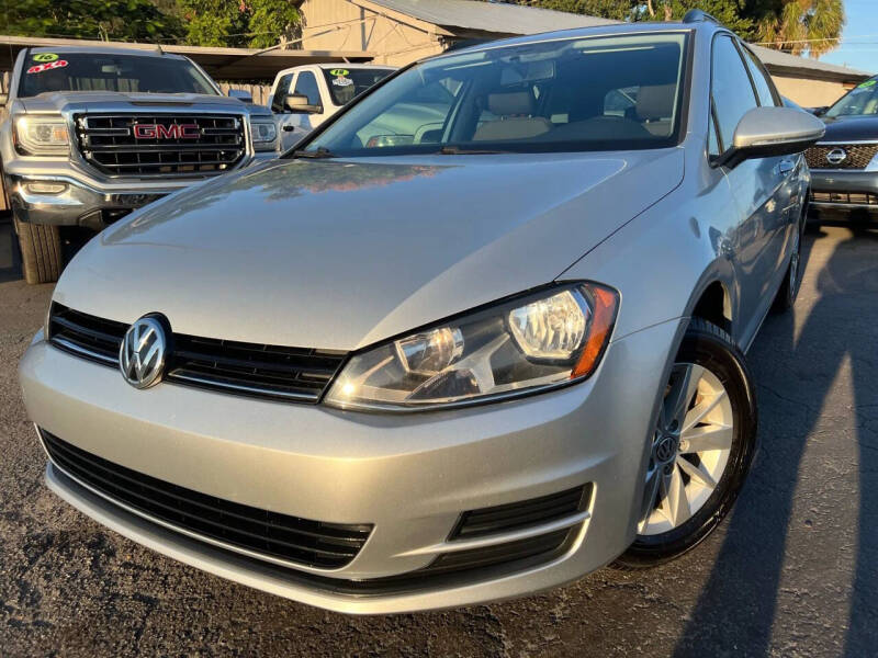 2017 Volkswagen Golf SportWagen
