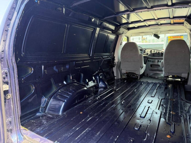 2006 Ford E-Series E-150
