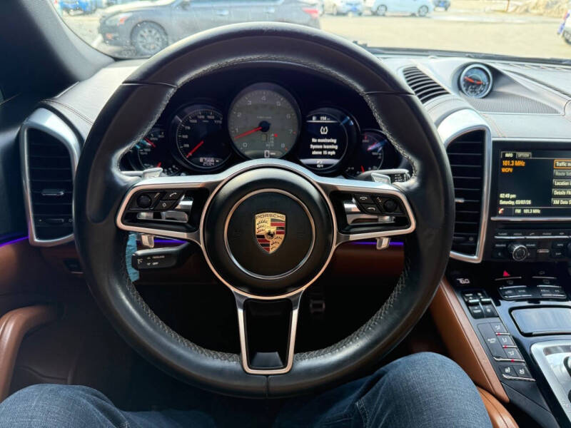 2016 Porsche Cayenne S