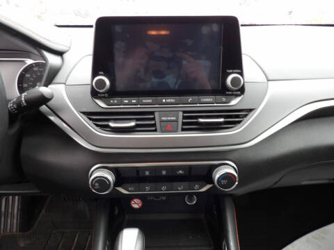 2023 Nissan Altima 2.5 SR