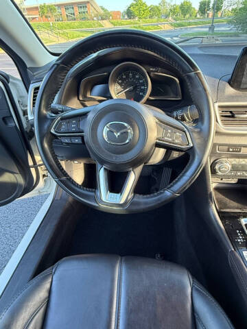 2018 Mazda MAZDA3 Touring