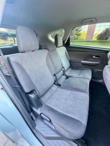 2012 Toyota Prius v