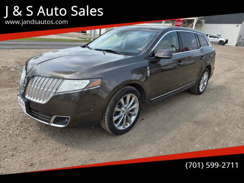 2011 Lincoln MKT for sale at J & S Auto Sales in Thompson ND