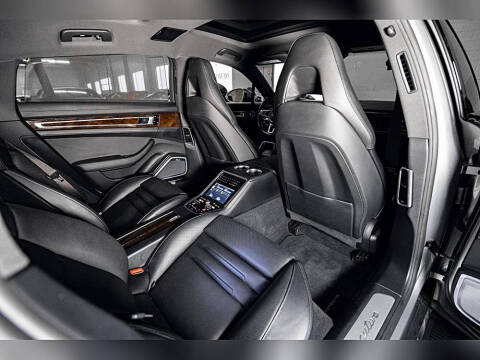 2018 Porsche Panamera 4S Executive