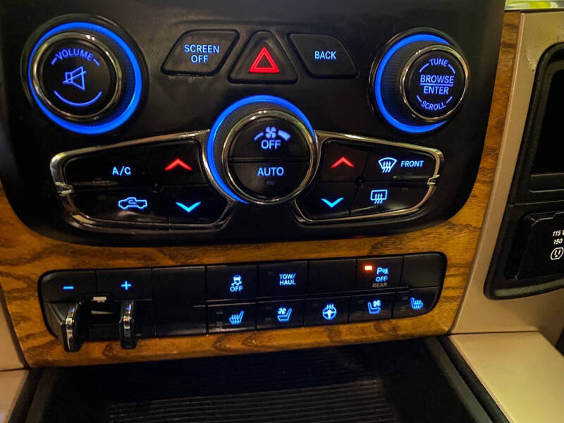 2015 RAM 1500 Laramie Longhorn