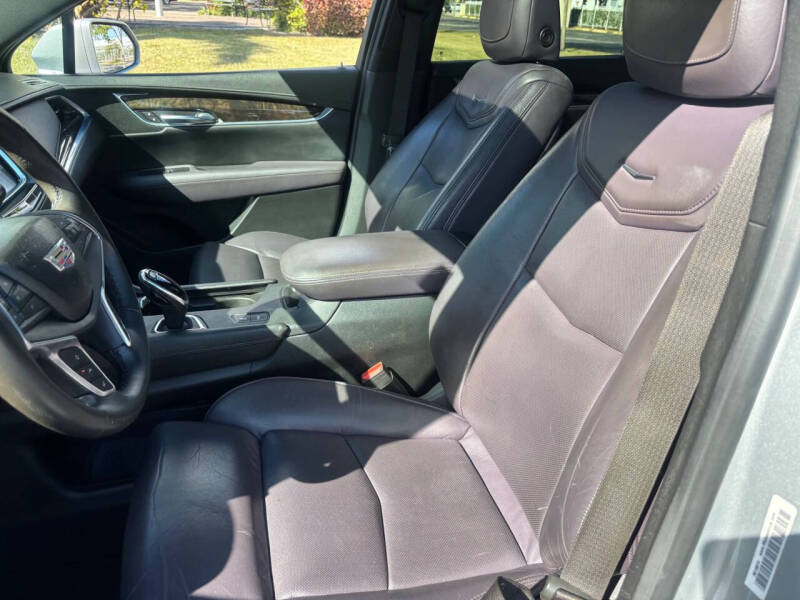 2017 Cadillac XT5 Premium Luxury