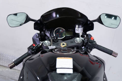 2013 Suzuki GSX-R1000
