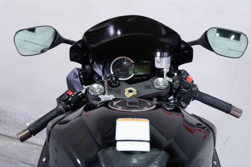 2013 Suzuki GSX-R1000