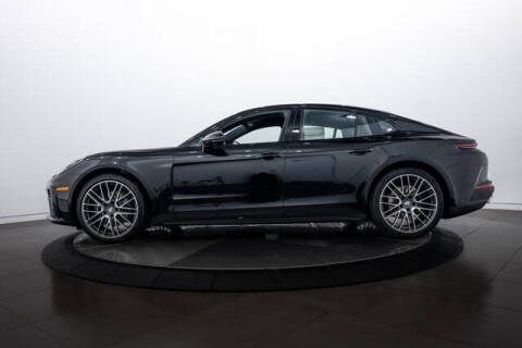 2026 Porsche Panamera 4