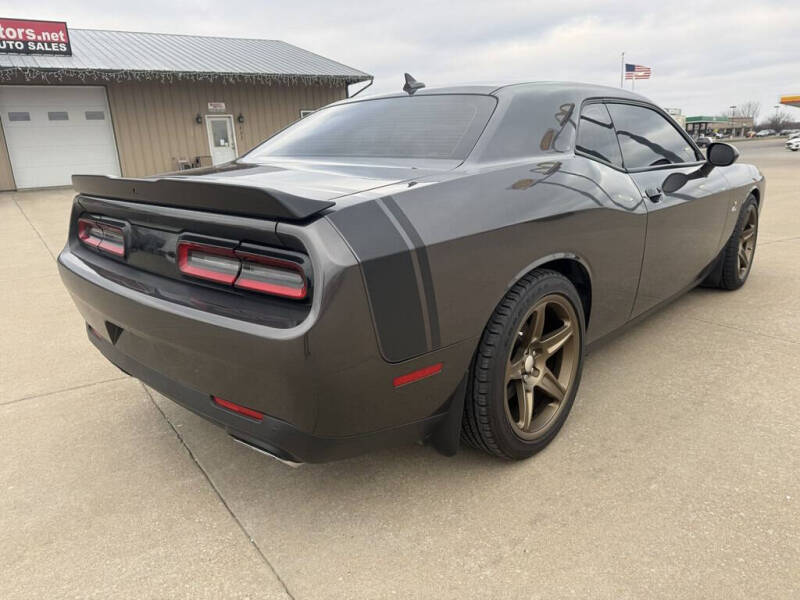 2016 Dodge Challenger R/T Scat Pack