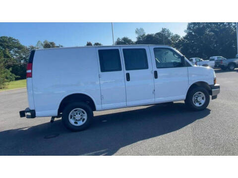 2023 Chevrolet Express 2500