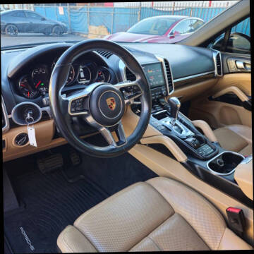 2018 Porsche Cayenne Platinum Edition