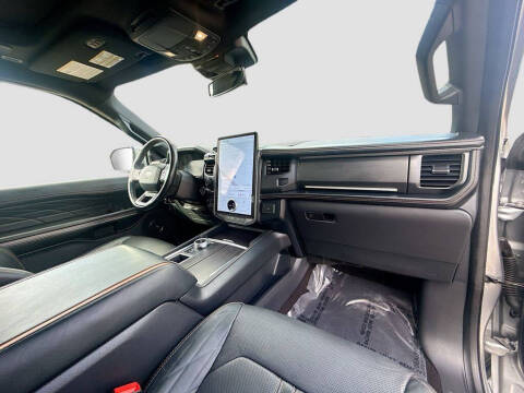 2023 Ford Expedition Platinum