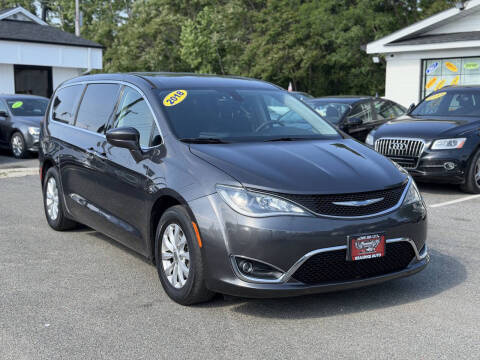 2018 Chrysler Pacifica Touring Plus