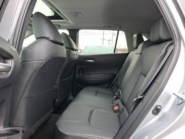 2024 Toyota Corolla Cross XLE