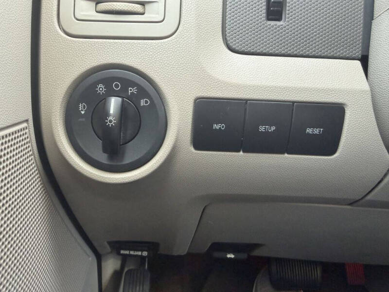 2011 Ford Escape XLT