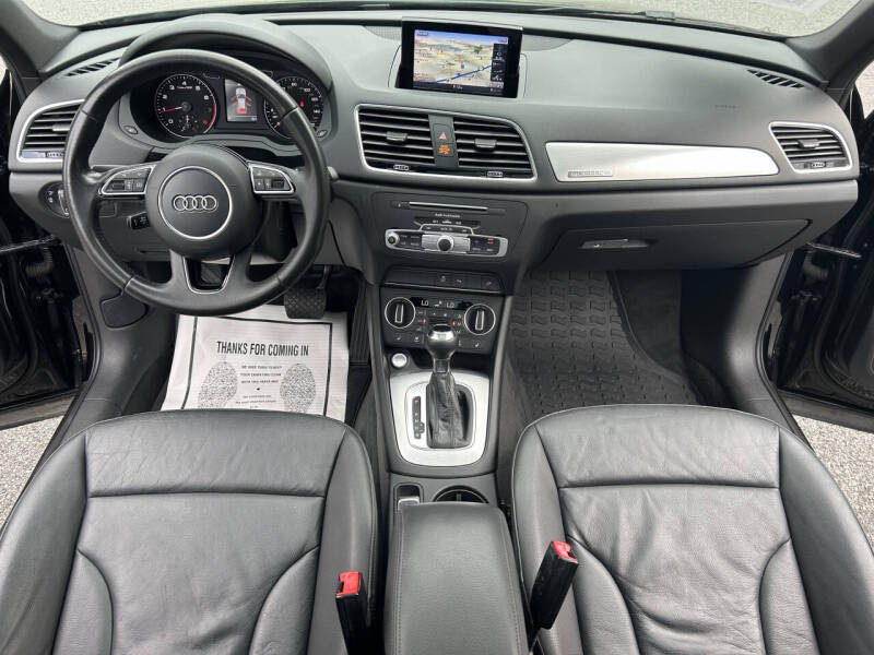 2017 Audi Q3 2.0T quattro Premium Plus