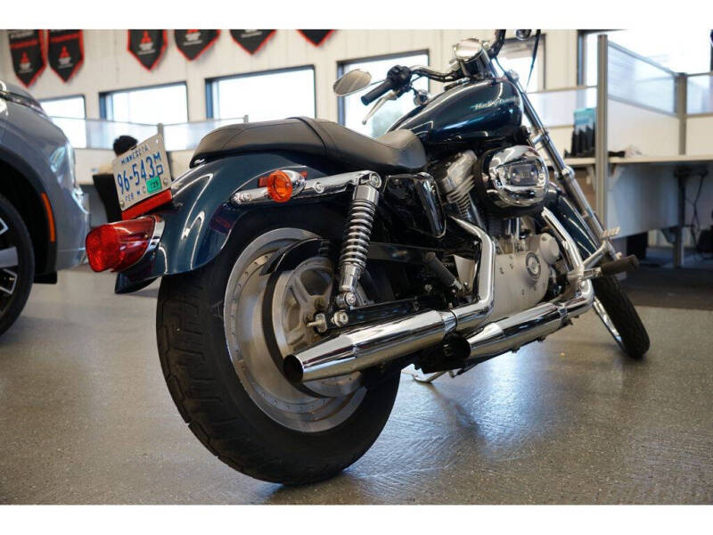 2004 Harley-Davidson XL883C