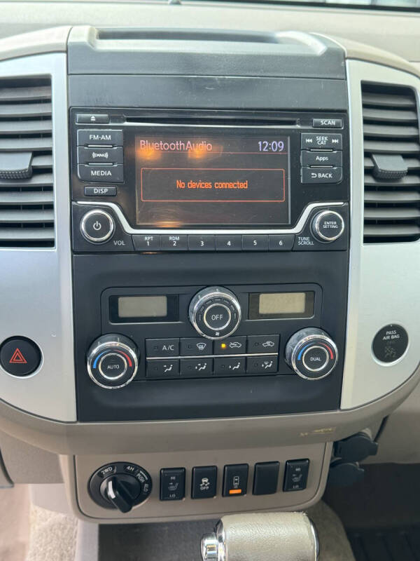 2016 Nissan Frontier SV V6