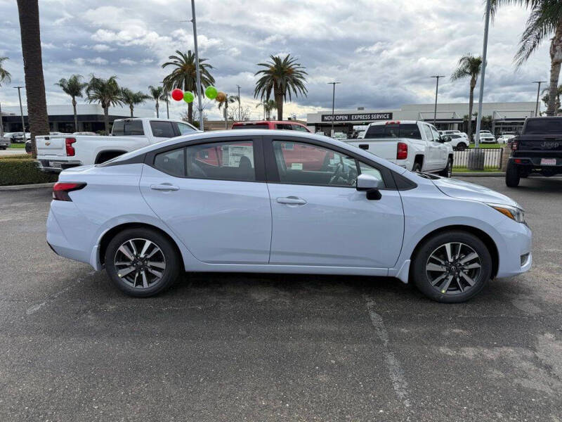2025 Nissan Versa SV
