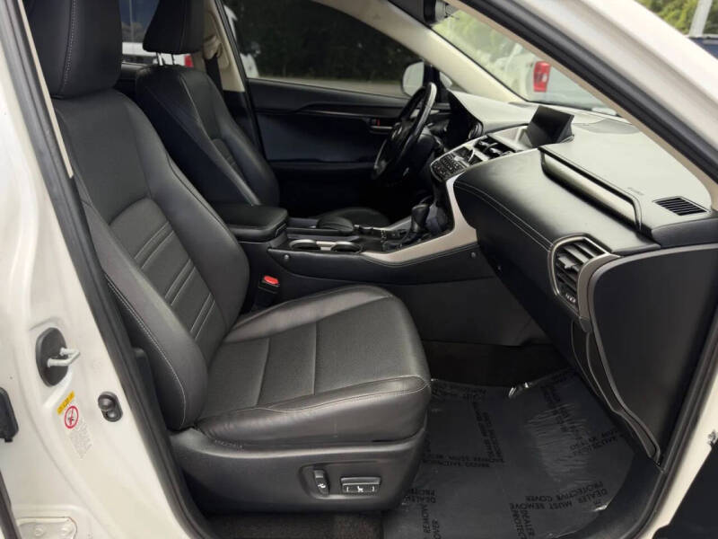 2017 Lexus NX 200t