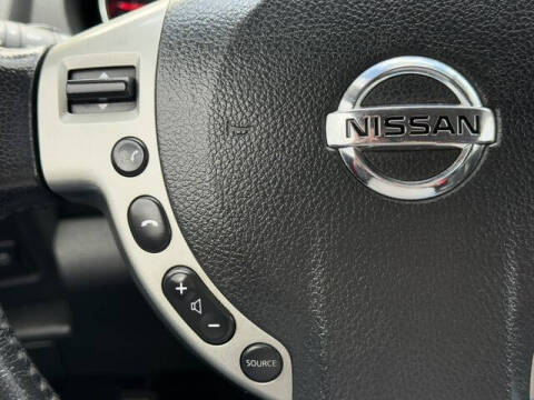 2013 Nissan Rogue SV w/SL Package