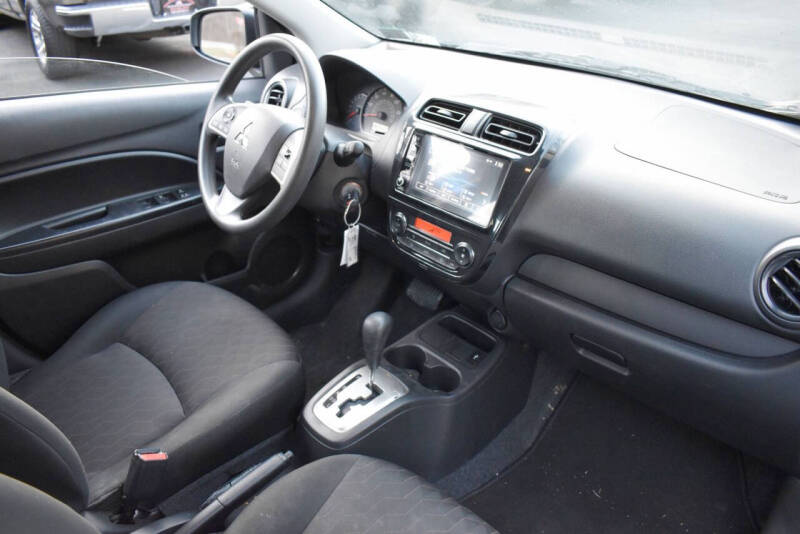 2024 Mitsubishi Mirage LE