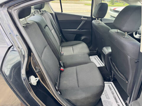 2013 Mazda MAZDA3 i Touring